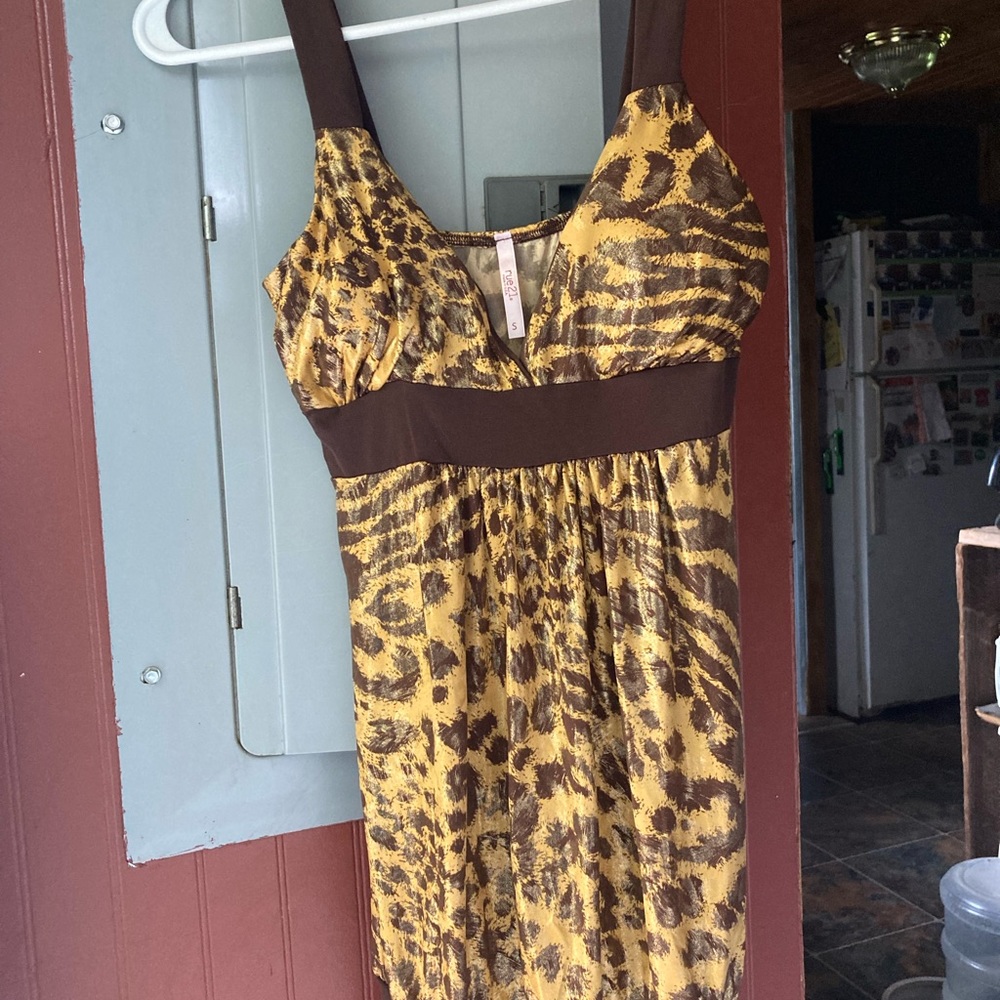 Rue 21 small leopard print tank top